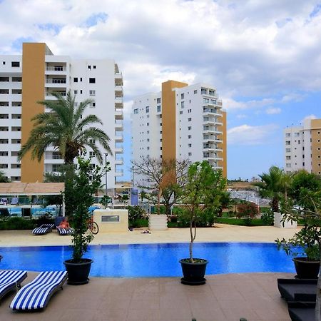 Blue Apartment In 5* Ceasar Resort Trikomo 外观 照片