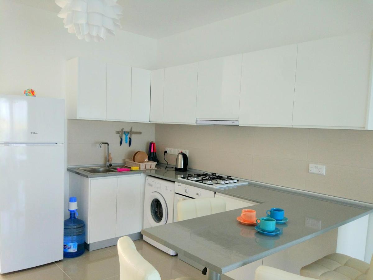 Blue Apartment In 5* Ceasar Resort Trikomo 外观 照片